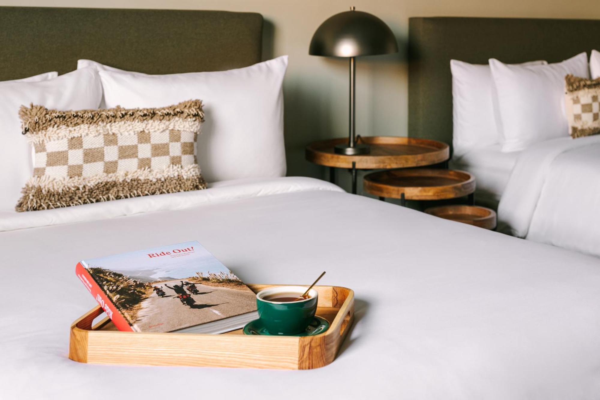 Sonder Solarena Hotel Newport Beach Room photo