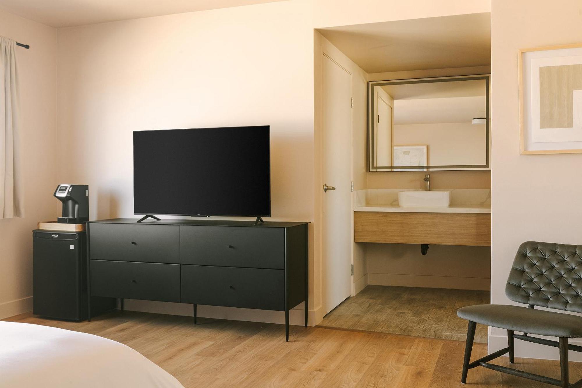 Sonder Solarena Hotel Newport Beach Exterior photo