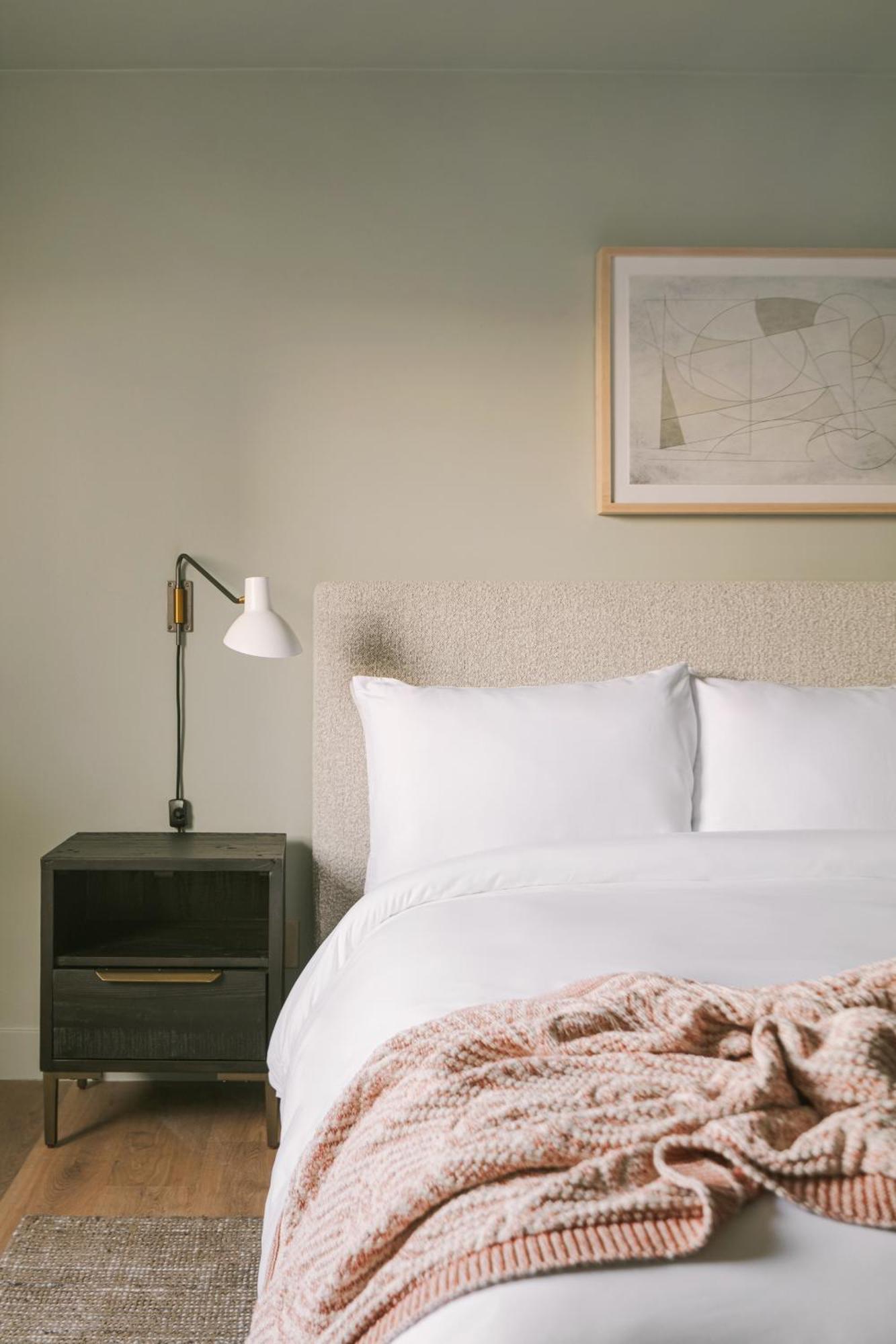 Sonder Solarena Hotel Newport Beach Room photo