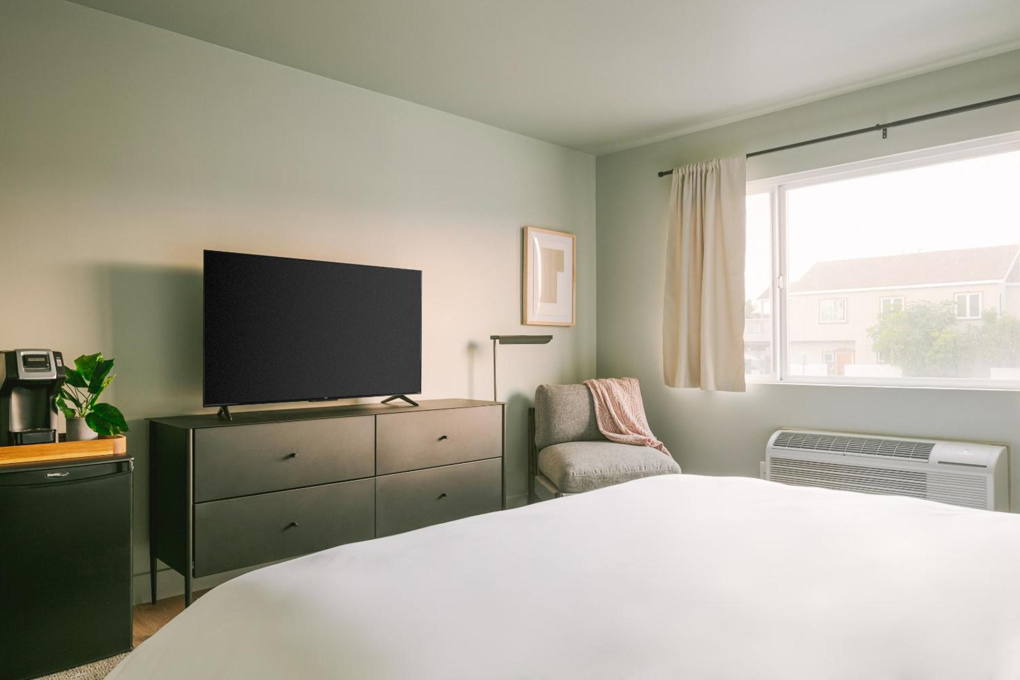 Sonder Solarena Hotel Newport Beach Exterior photo
